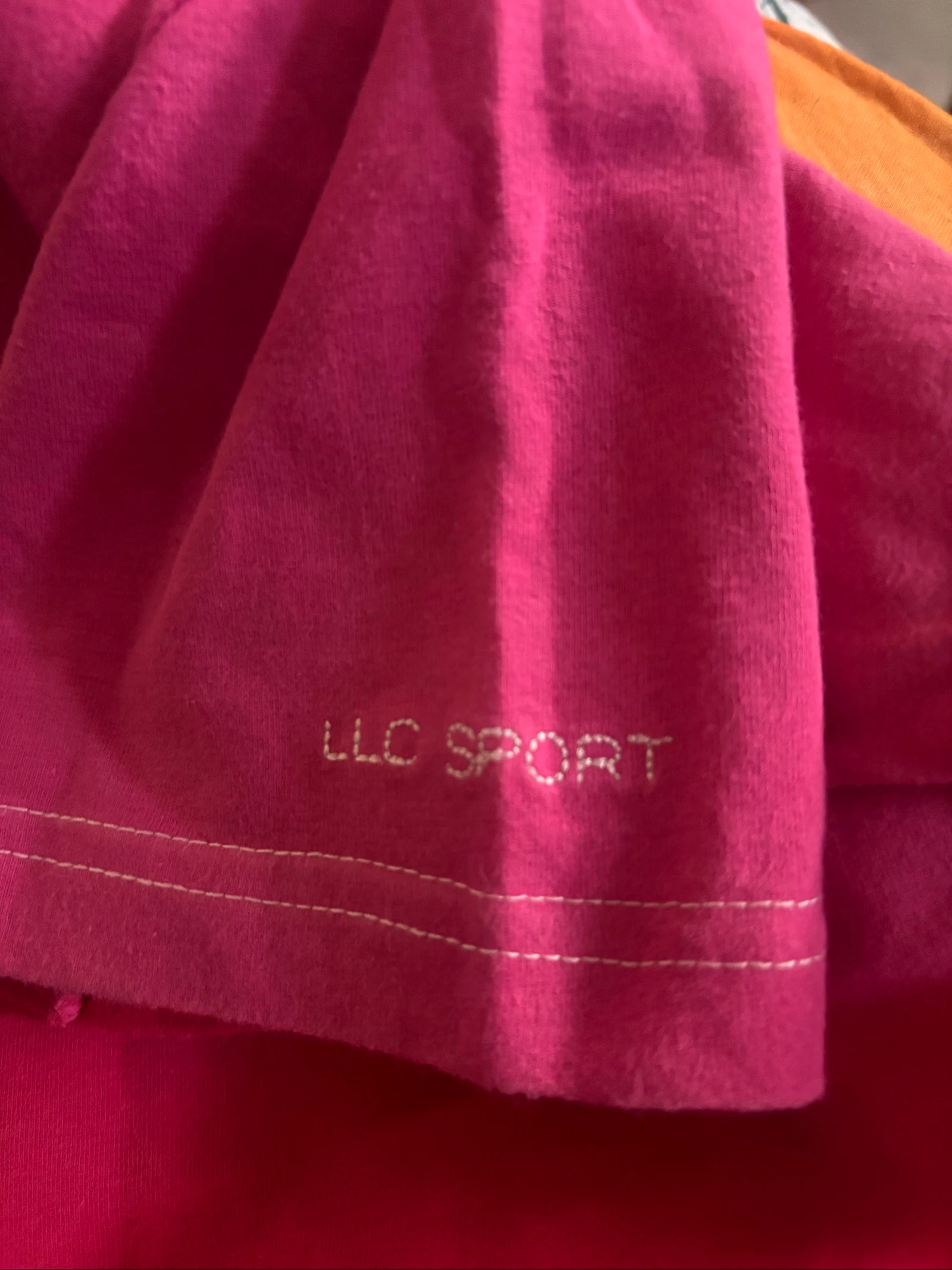 T-shirt – photo 4